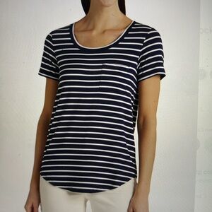 NWOT - Market & Spruce -  Elaine Pocket Short Sleeve Tee